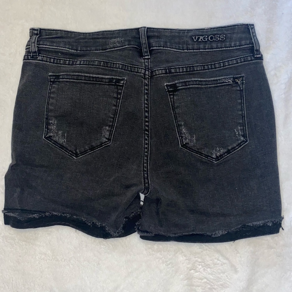 Stretchy slightly distressed black jean shorts! - Picture 3 of 11